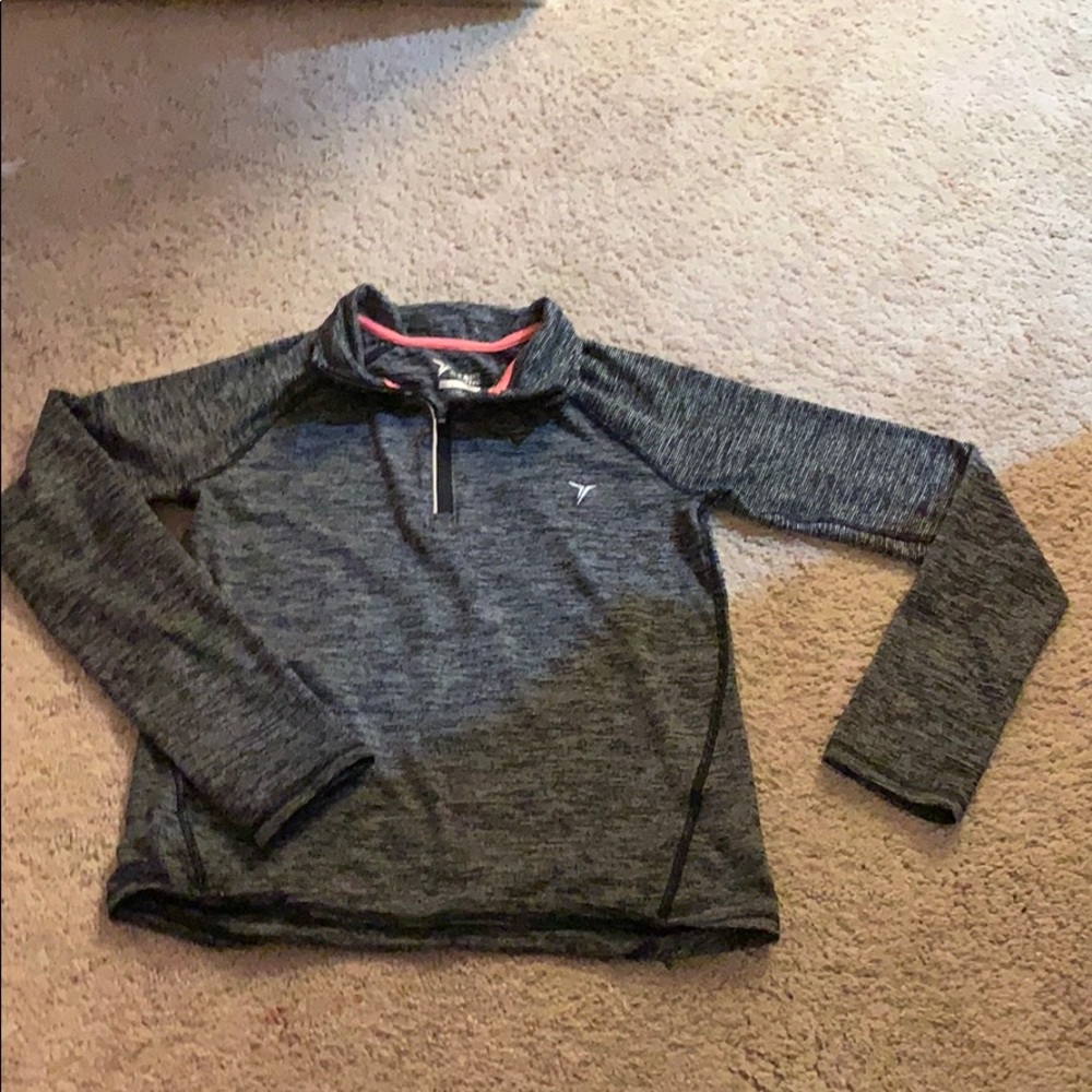 Long sleeve workout top
